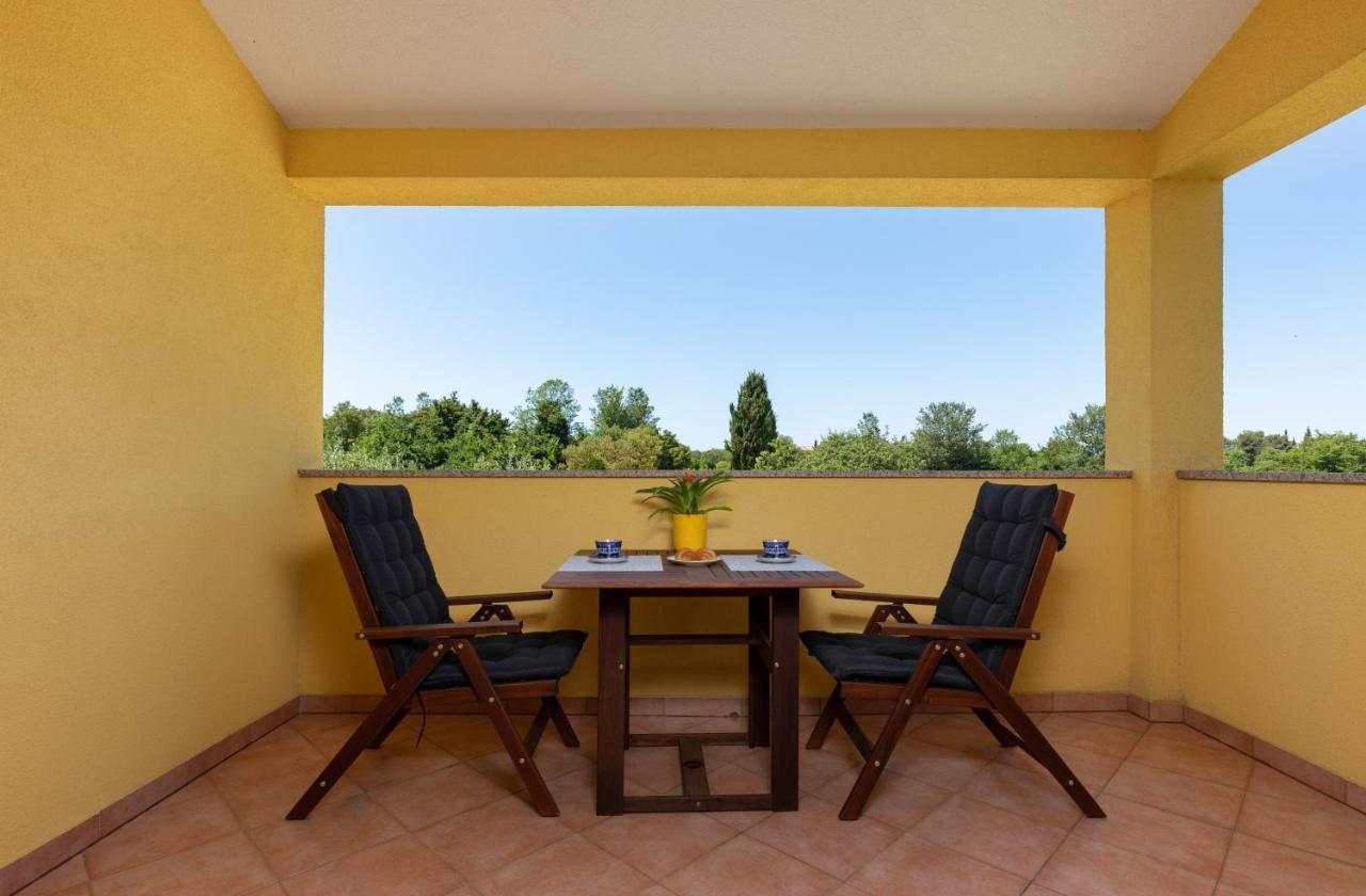 רוביני Apartments Terranova מראה חיצוני תמונה