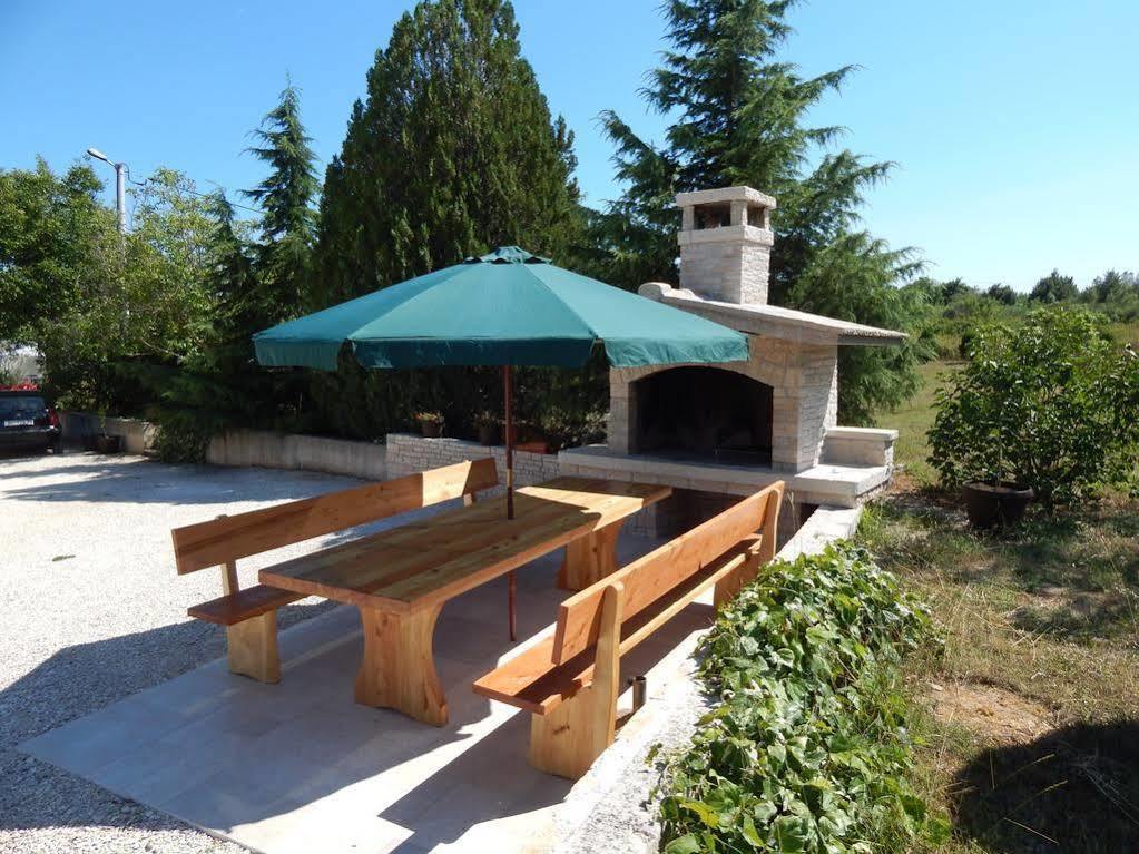 רוביני Apartments Terranova מראה חיצוני תמונה