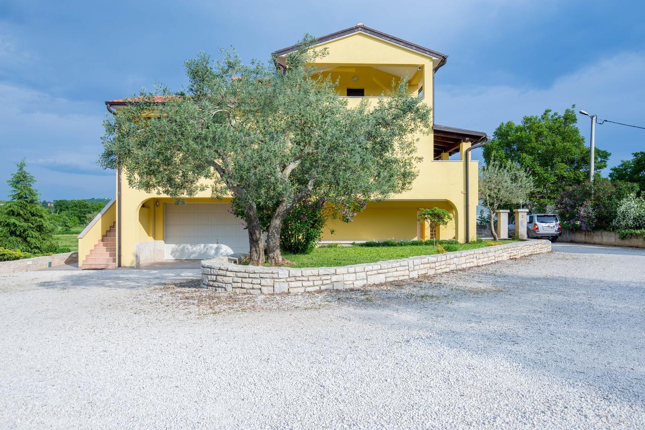 רוביני Apartments Terranova מראה חיצוני תמונה