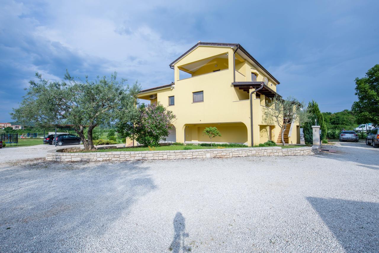 רוביני Apartments Terranova מראה חיצוני תמונה