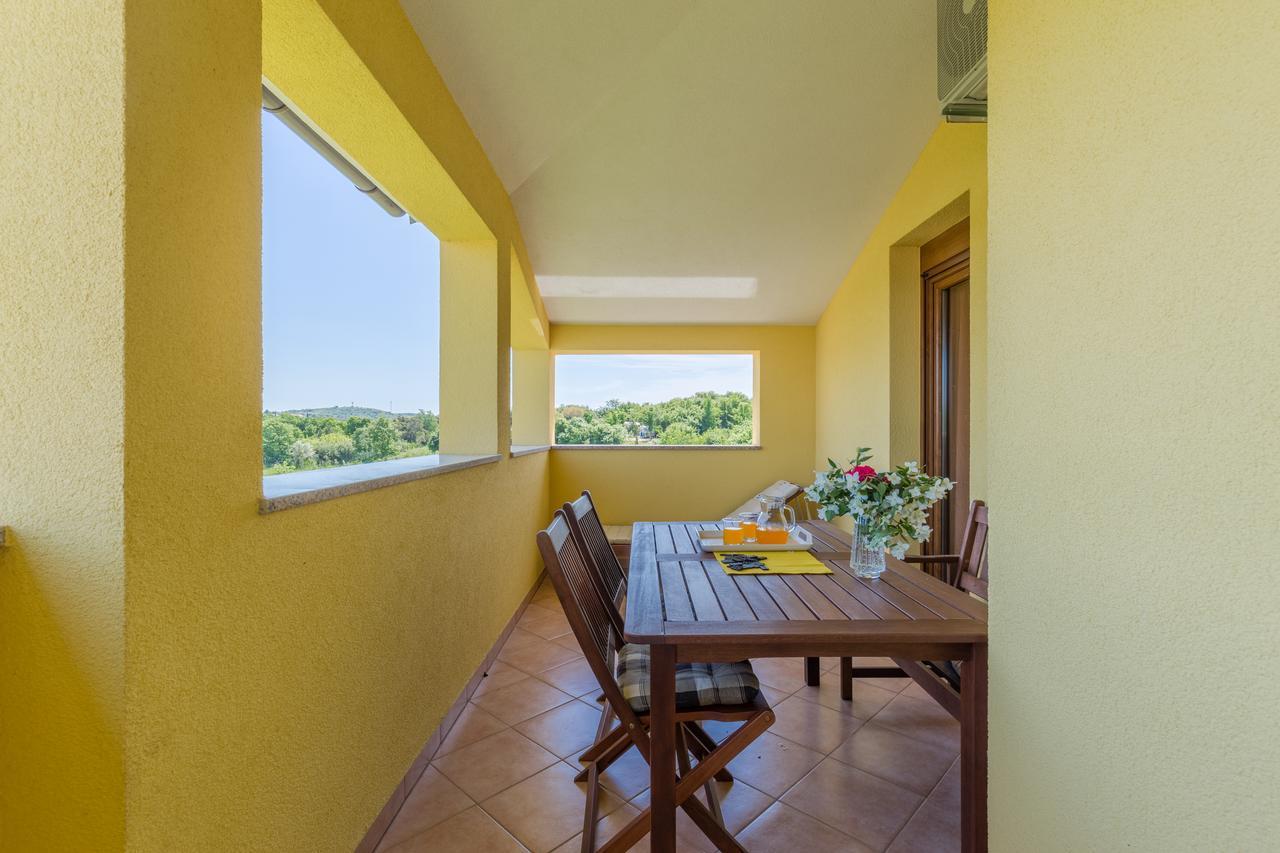רוביני Apartments Terranova מראה חיצוני תמונה