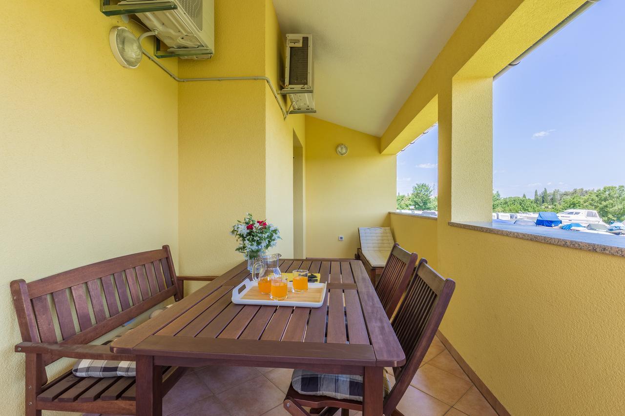 רוביני Apartments Terranova מראה חיצוני תמונה